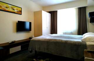 Отель Gudauri Hills Apart Hotel Гудаури Стандартный двухместный номер с 1 кроватью или 2 отдельными кроватями-2